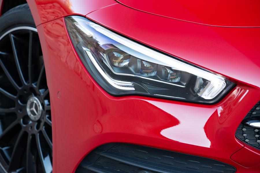 Детали экстерьера Mercedes-Benz CLA200 AMG Line (C118) 2019 года  (WW) (фото 27 из 42)